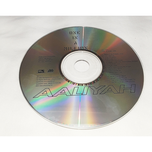 Aaliyah One In A Million Cd - Picture 2 of 3